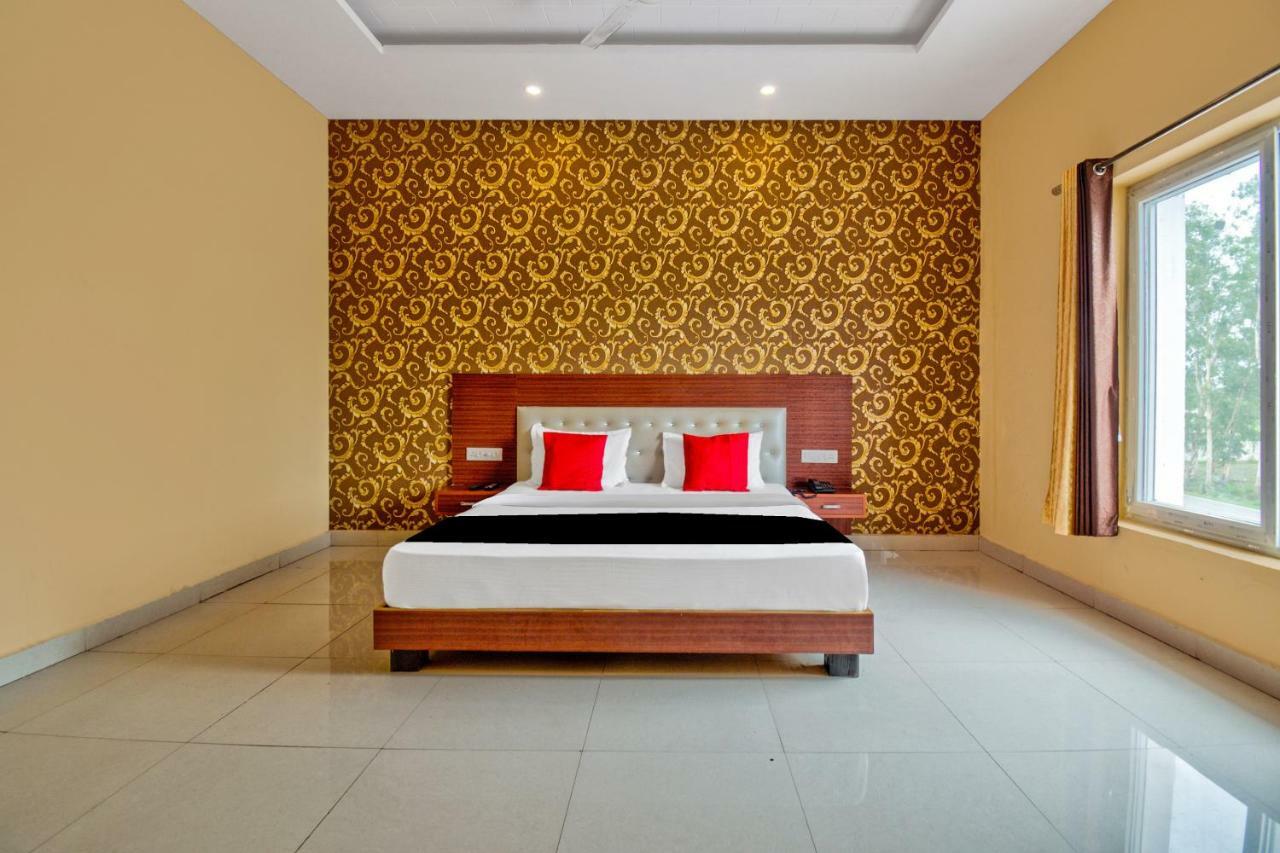 Capital O 40833 Maharaja Hotel & Restaurant Kashipur Zewnętrze zdjęcie