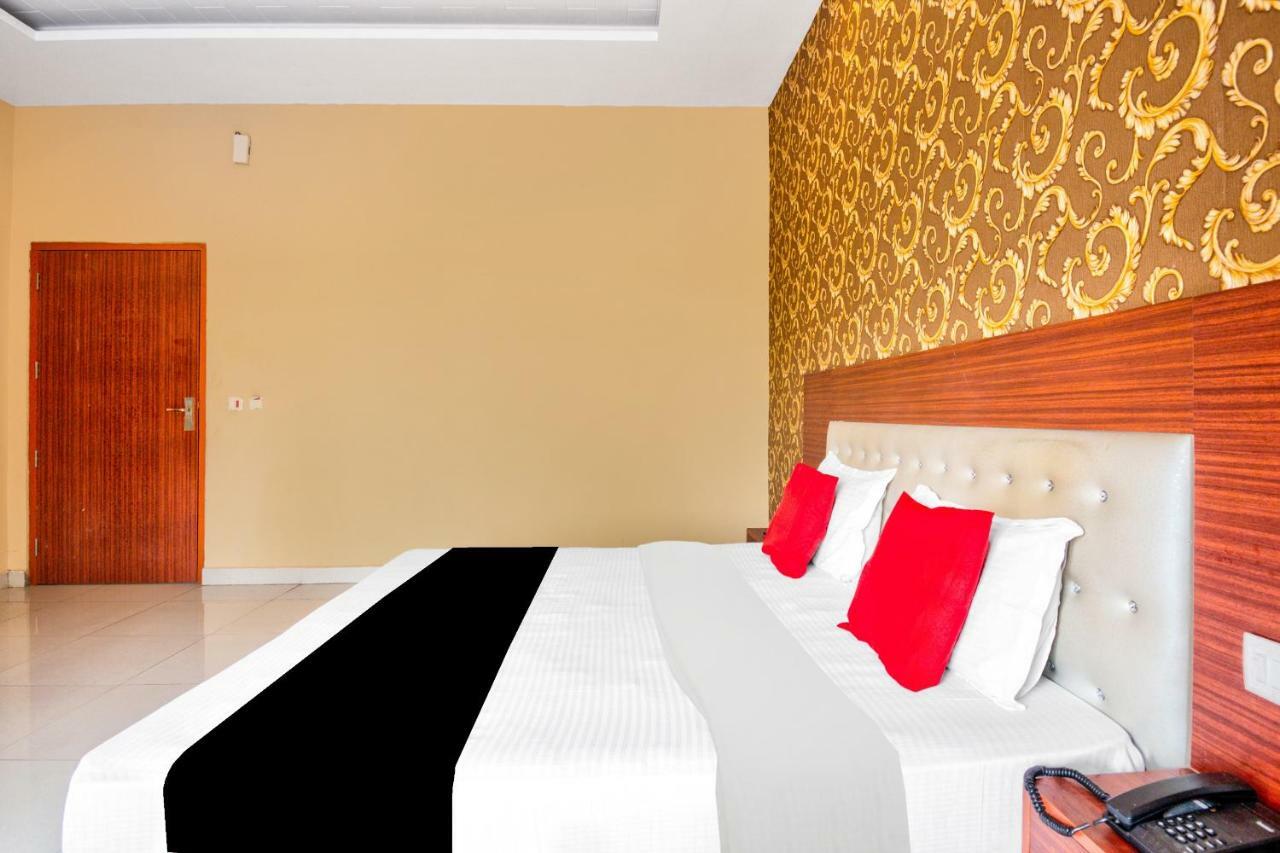Capital O 40833 Maharaja Hotel & Restaurant Kashipur Zewnętrze zdjęcie