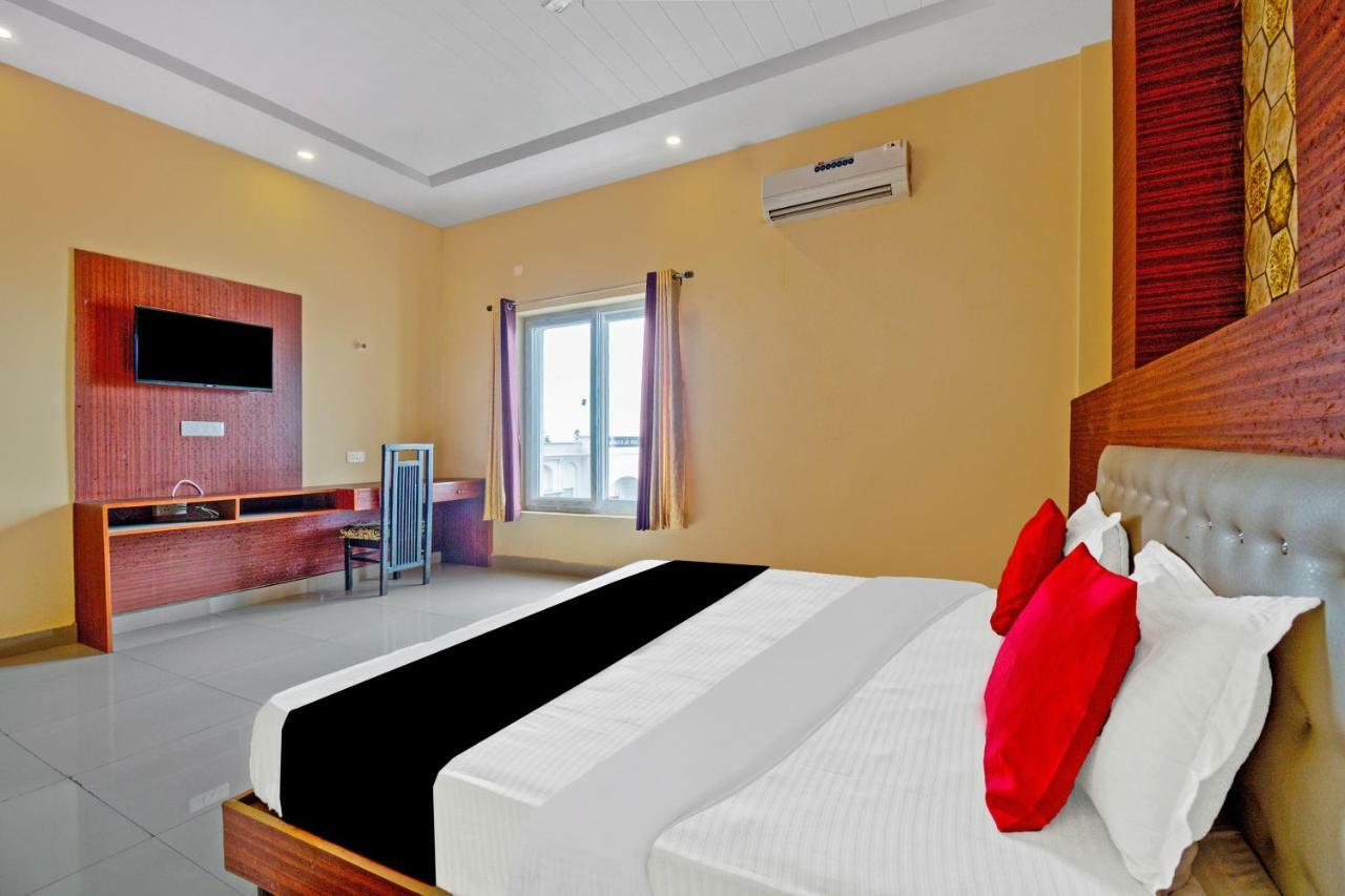 Capital O 40833 Maharaja Hotel & Restaurant Kashipur Zewnętrze zdjęcie