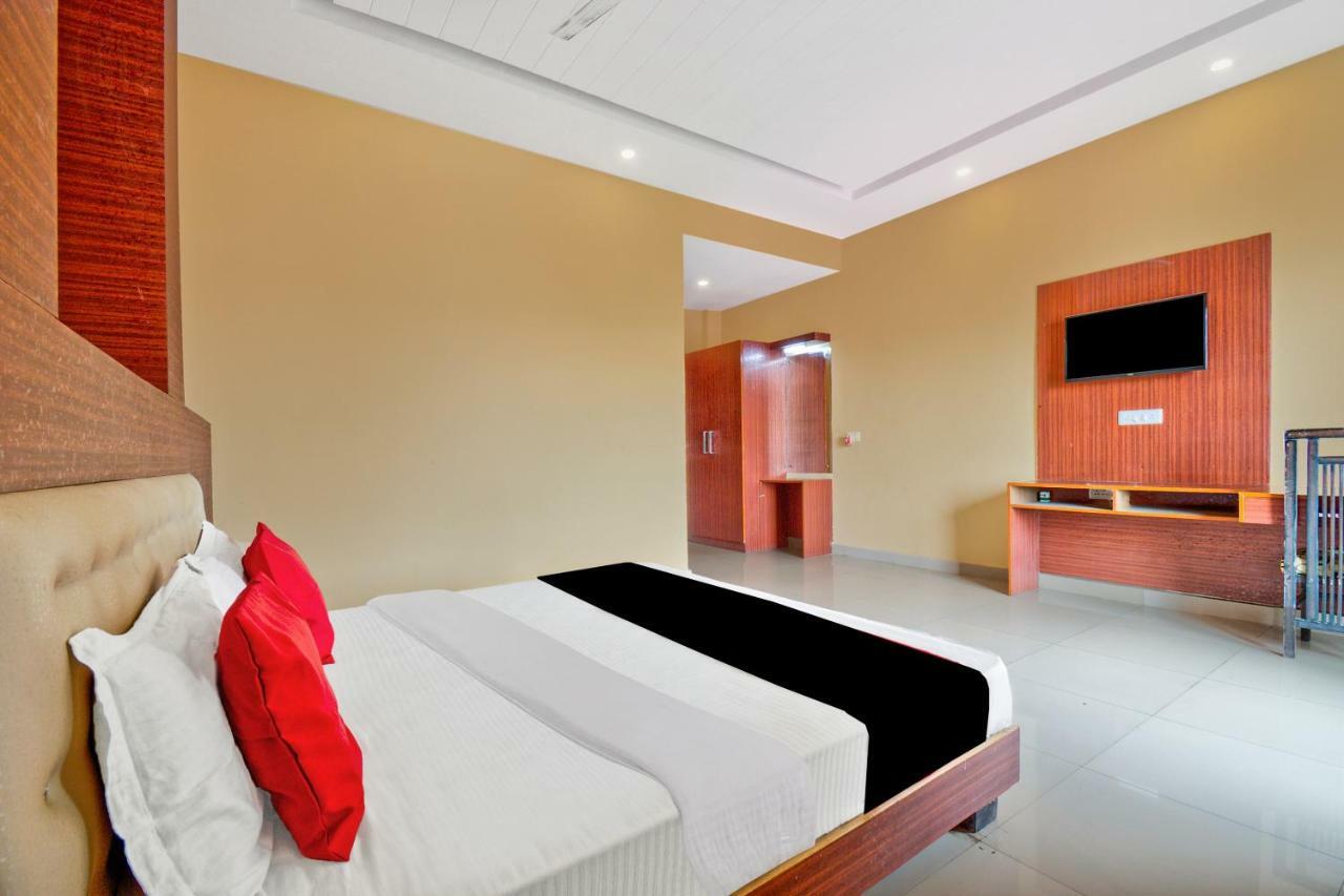 Capital O 40833 Maharaja Hotel & Restaurant Kashipur Zewnętrze zdjęcie